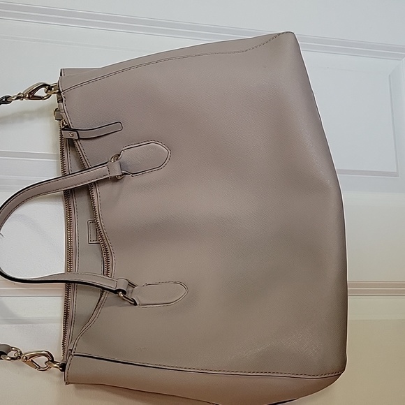 🔴SOLD🔴 Kate Spade Tote - Picture 6 of 11